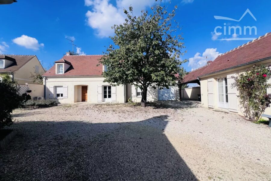 Maison à vendre à Chamant — Vue parc — photo 23