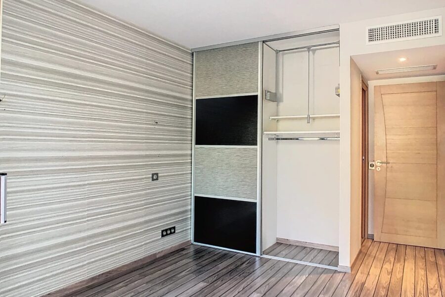 Appartement à vendre à Juan-les-pins — Vue mer — photo 7