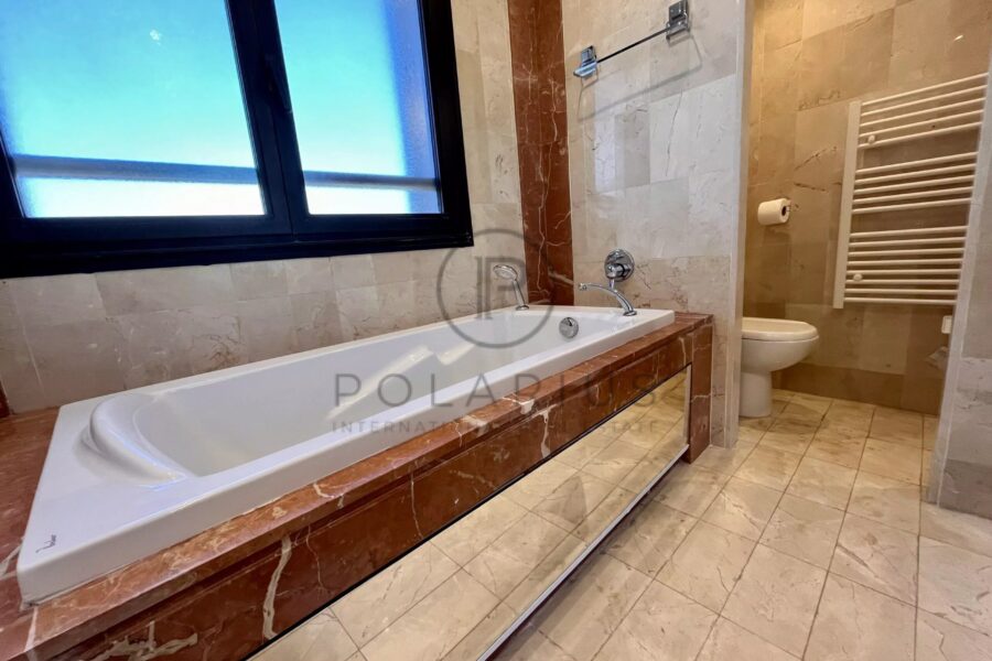 Appartement à vendre à Saint-laurent-du-var — Vue mer — photo 20