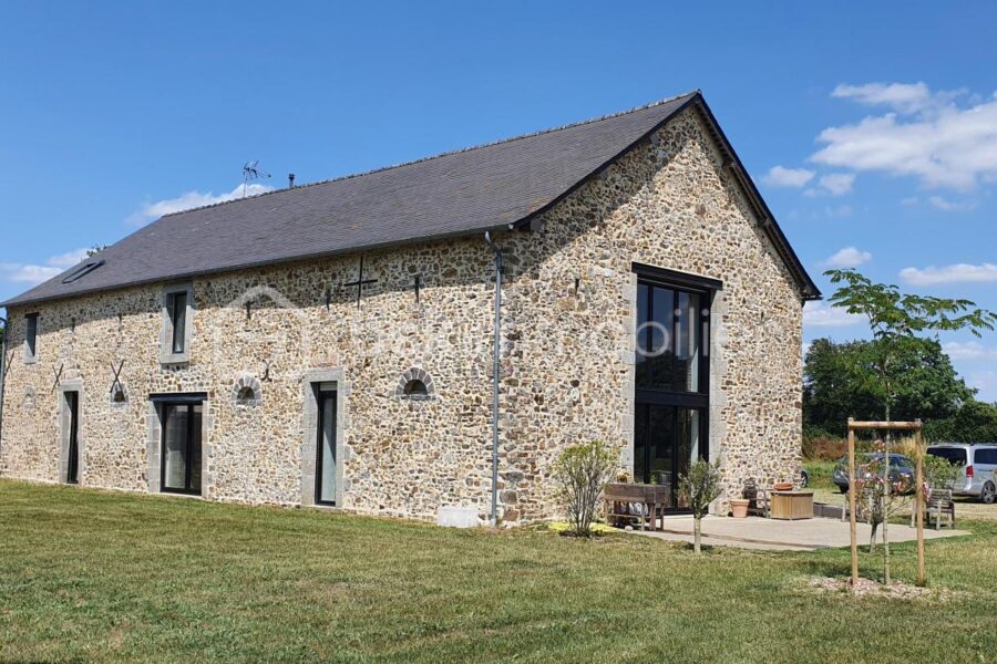 Maison à vendre à Le genest saint isle