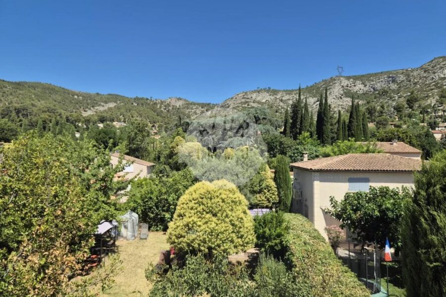 Appartement à vendre à Roquevaire