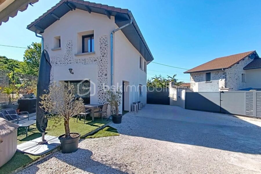 Maison à vendre à Beaucroissant