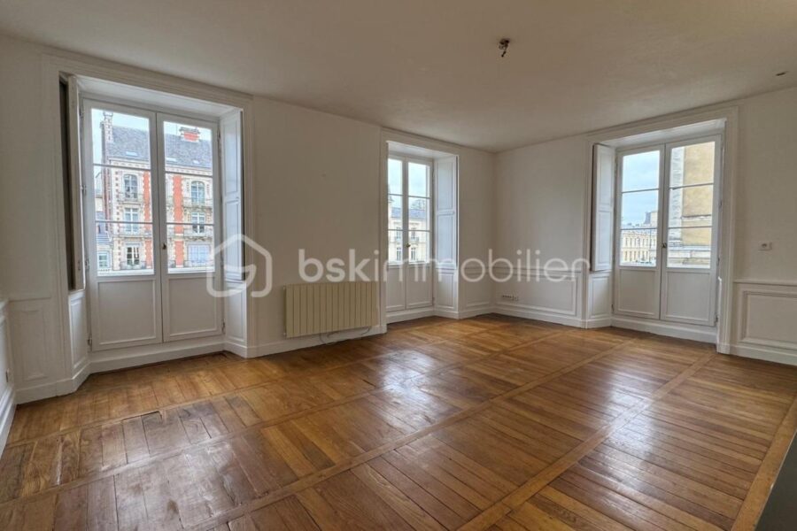 Appartement à vendre à Rennes — Vue sur la ville — photo 2