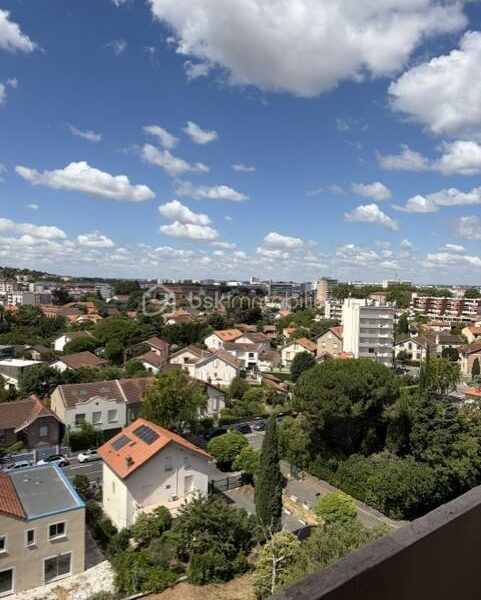 Appartement à vendre à Toulouse — Vue sur la ville — photo 1