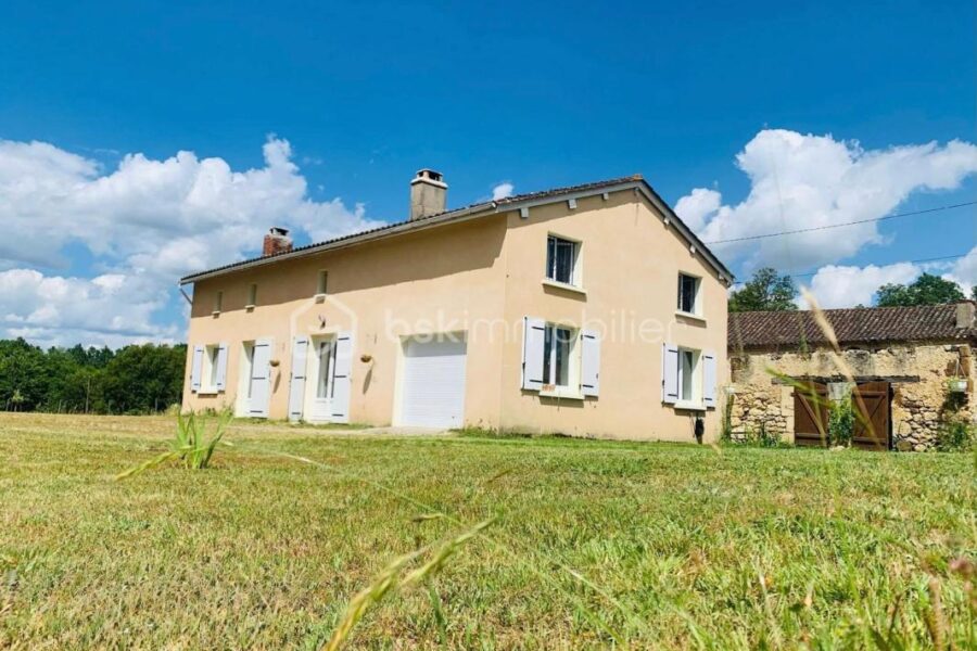 Maison à vendre à Le fouilloux — Vue nature — photo 2