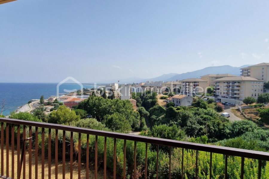 Appartement à vendre à Bastia — Vue mer — photo 1