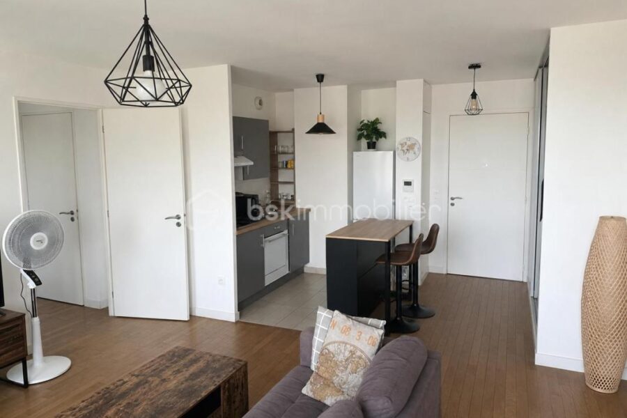 Appartement à vendre à Villejuif — Vue sur la ville — photo 2