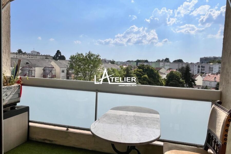 Appartement à vendre à Nantes — Vue sur la ville — photo 1
