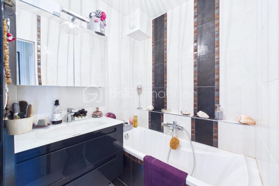 Appartement à vendre à Charenton le pont — Vue sur la ville — photo 10