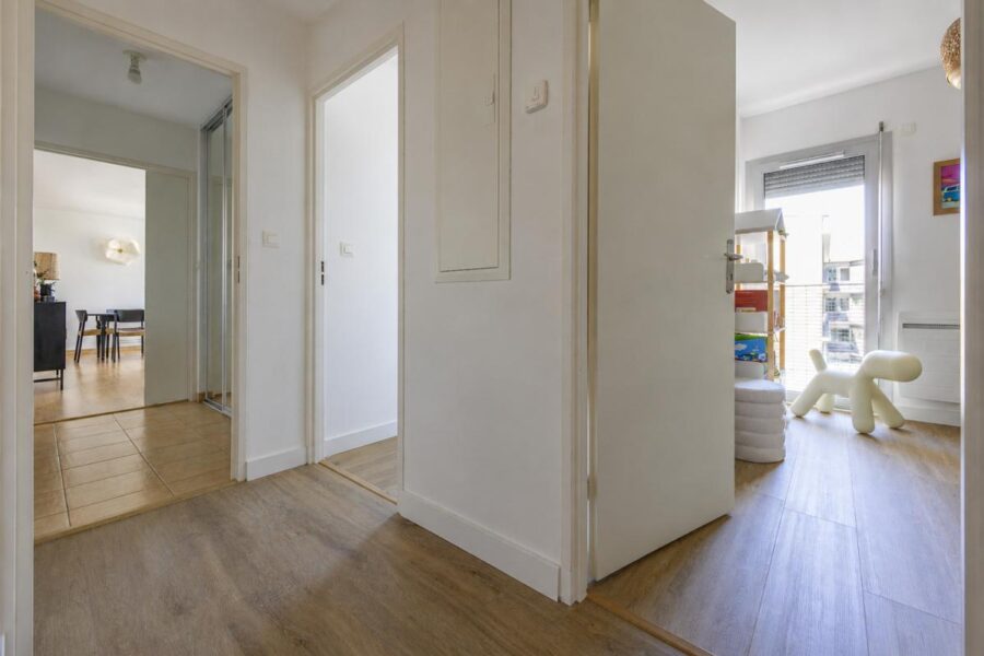 Appartement à vendre à Nantes — Vue sur la ville — photo 10
