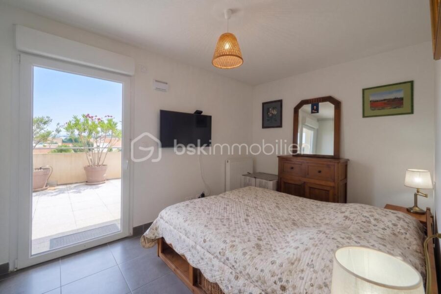 Appartement à vendre à Nimes — Vue sur la ville — photo 11