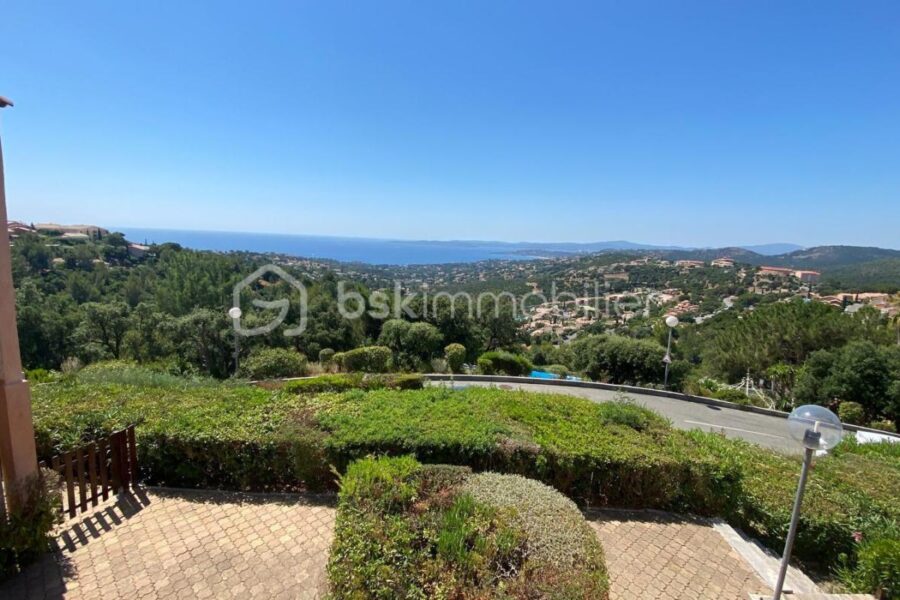 Appartement à vendre à Roquebrune sur argens — Vue mer — photo 11