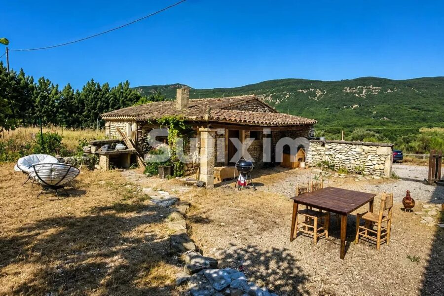 Maison à vendre à Grignan — Vue nature — photo 4