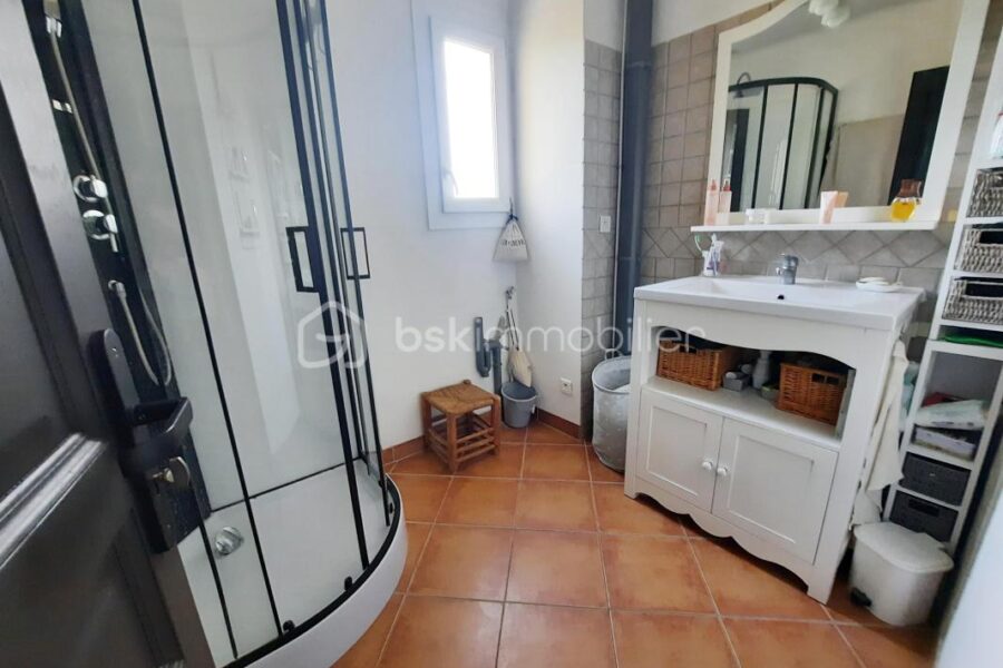 Appartement à vendre à Bagnols en foret — Vue montagne — photo 12