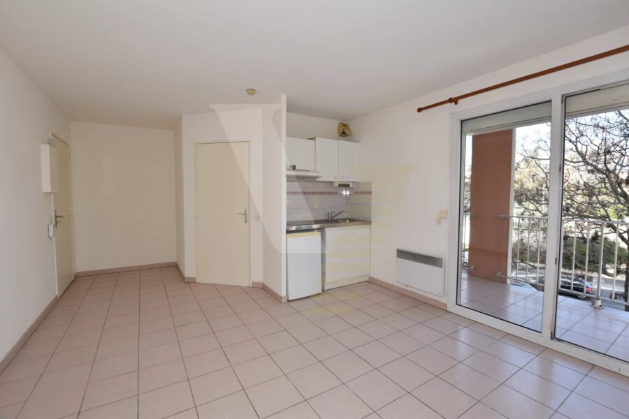 Appartement à louer à Béziers — Vue sur la ville — photo 2
