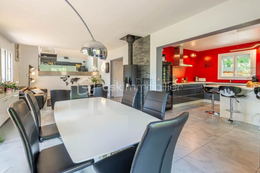 Maison à vendre à Charvonnex