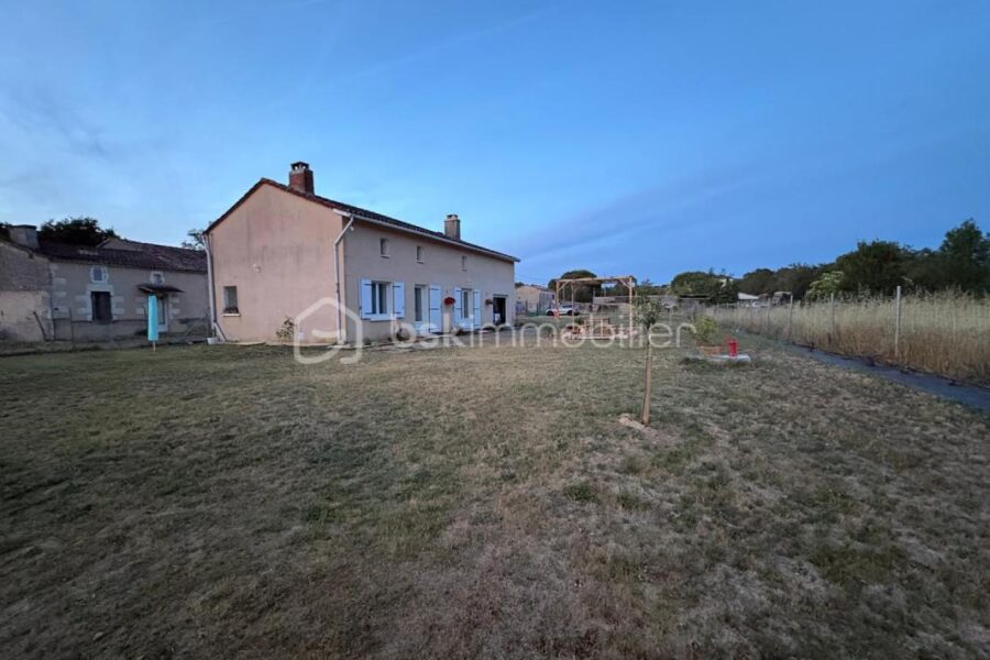 Maison à vendre à Le fouilloux — Vue nature — photo 13