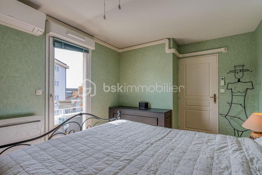 Appartement à vendre à Annecy — Vue montagne — photo 13