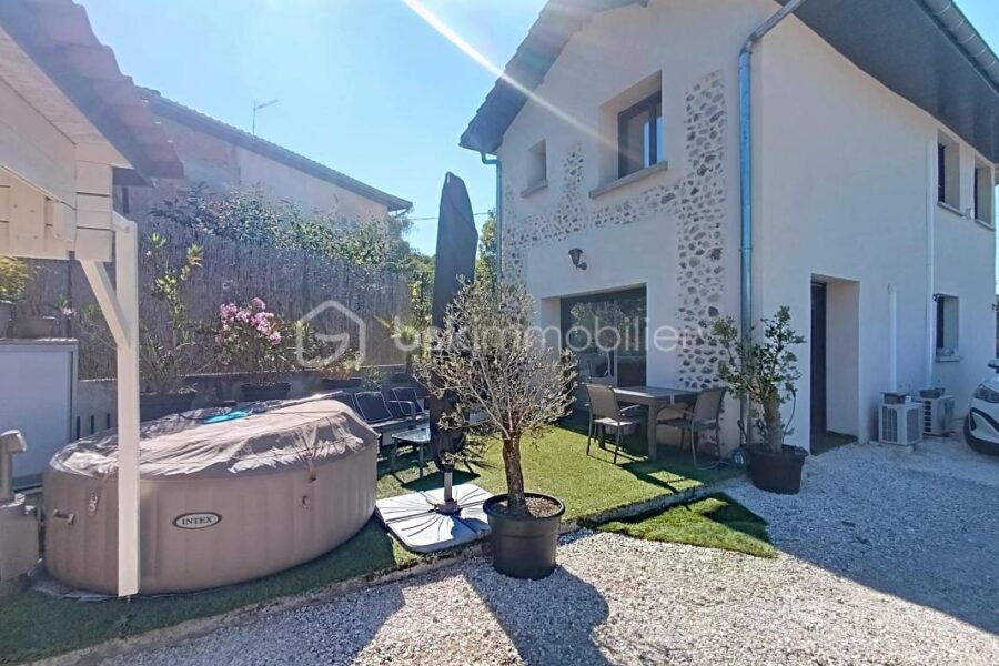 Maison à vendre à Beaucroissant