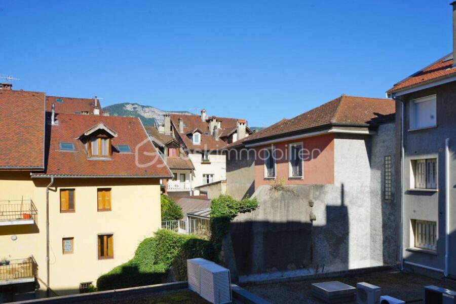 Appartement à vendre à Annecy — Vue montagne — photo 1