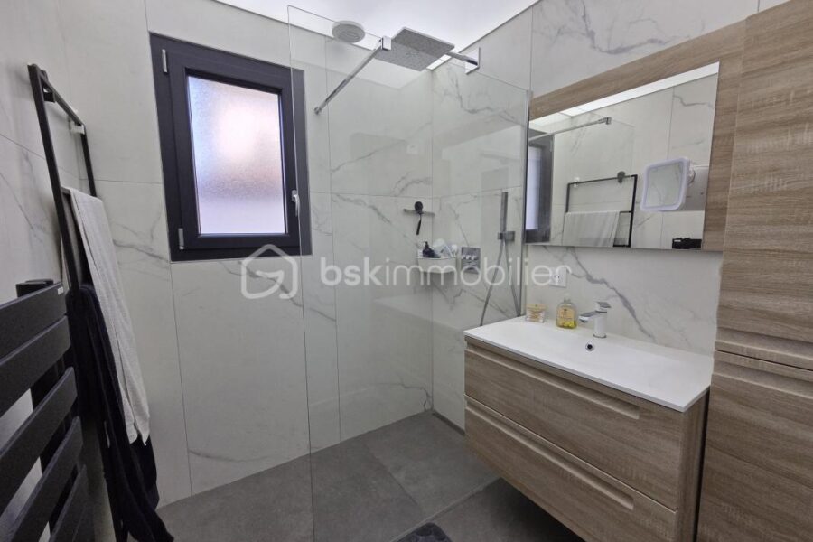 Maison à vendre à Moirans — Vue montagne — photo 14