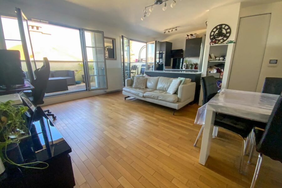 Appartement à vendre à Le raincy — Vue parc — photo 2