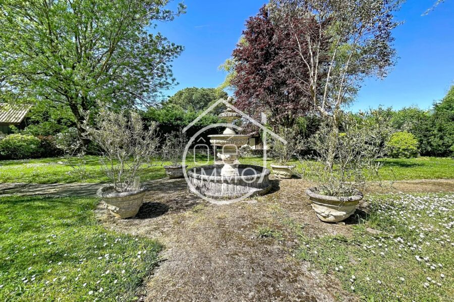 Maison à vendre à Montpeyroux — Vue parc — photo 34