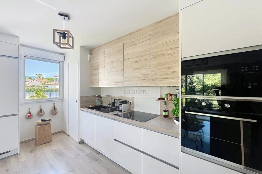 Appartement à vendre à La ciotat — Vue montagne — photo 4