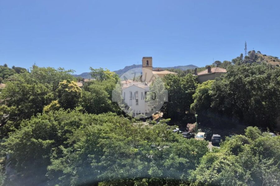 Appartement à vendre à Roquevaire