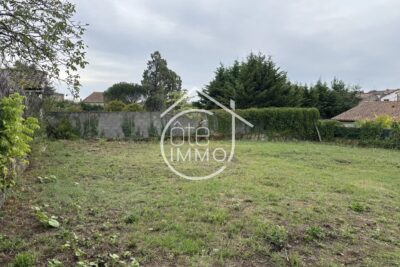 Terrain à vendre à Castillon-la-bataille