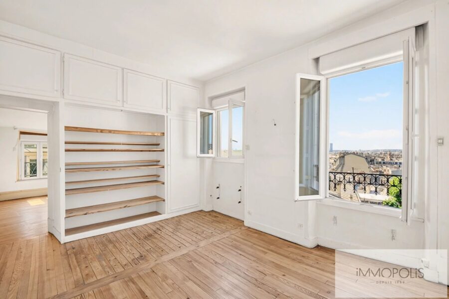 Appartement à vendre à Paris 18ème — Vue sur la ville — photo 2