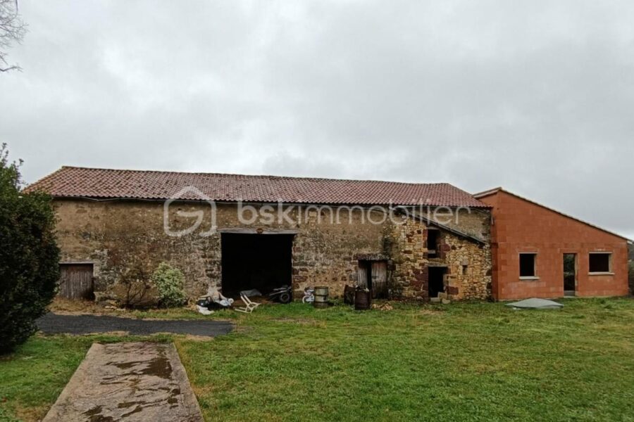 Maison à vendre à Carves