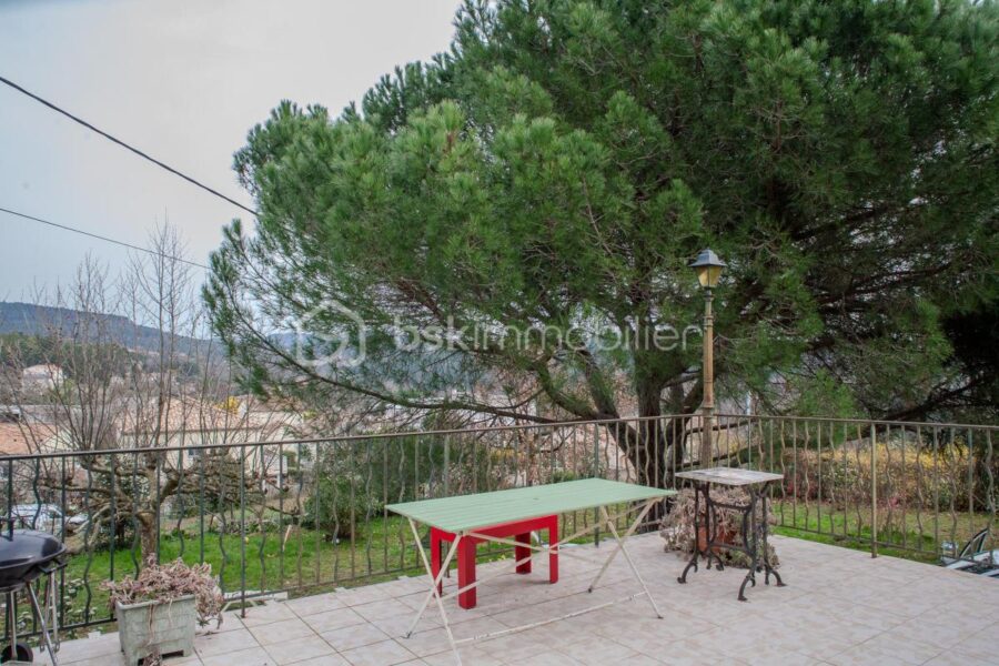 Maison à vendre à Largentiere