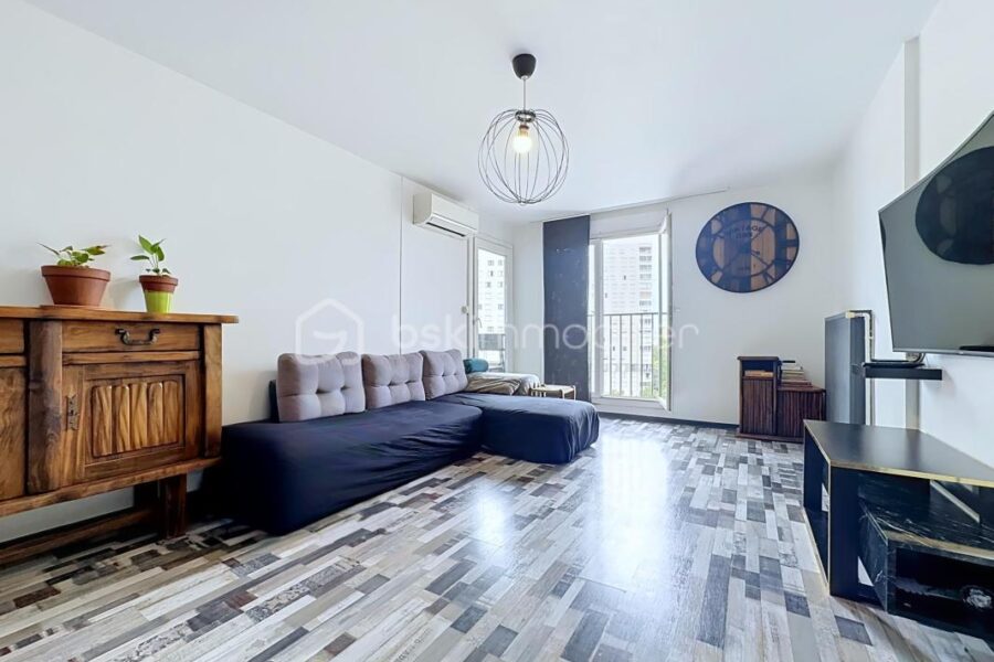Appartement à vendre à Echirolles — Vue sur la ville — photo 3