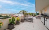 Appartement à vendre à Nimes — Vue sur la ville — photo 1