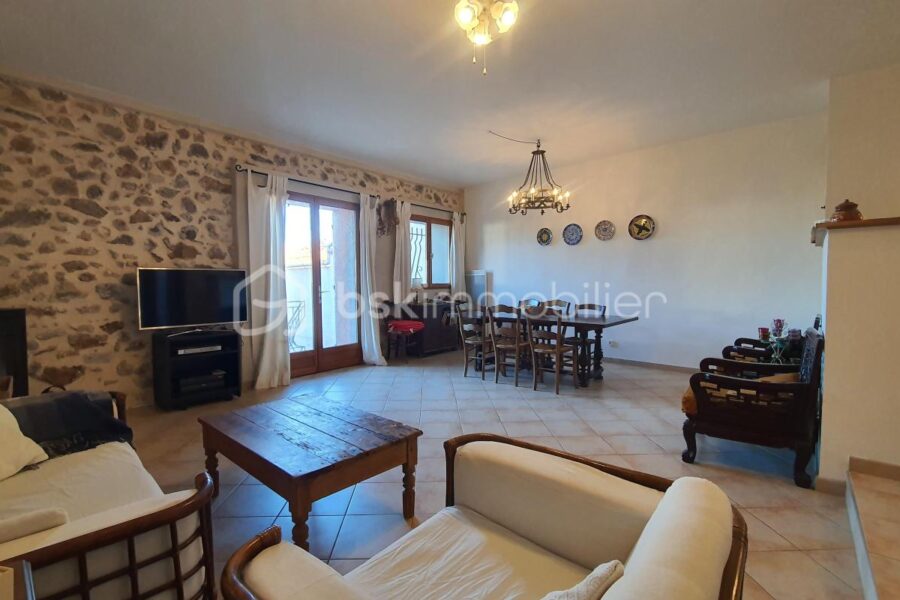 Maison à vendre à Tautavel — Vue montagne — photo 3