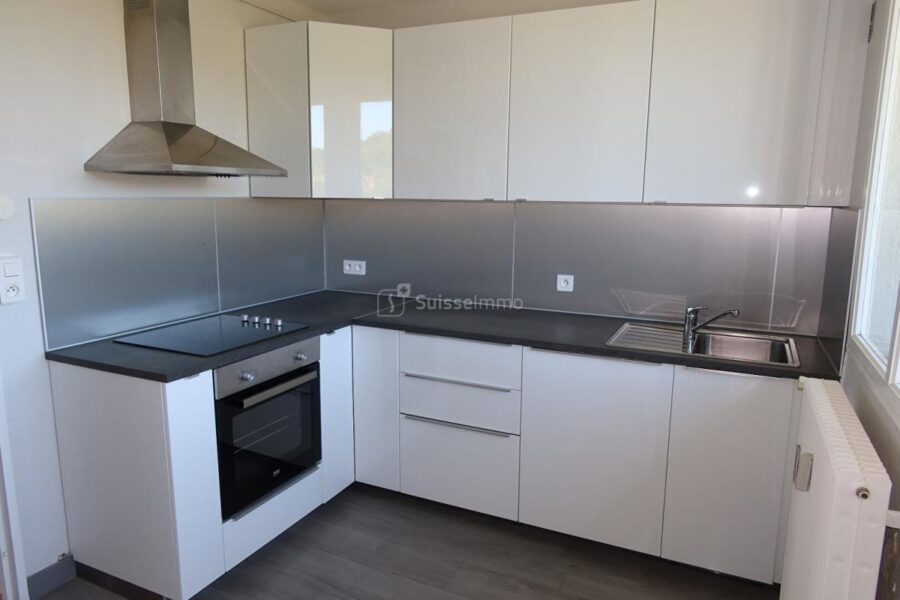Appartement à vendre à Besancon — Vue sur la ville — photo 2