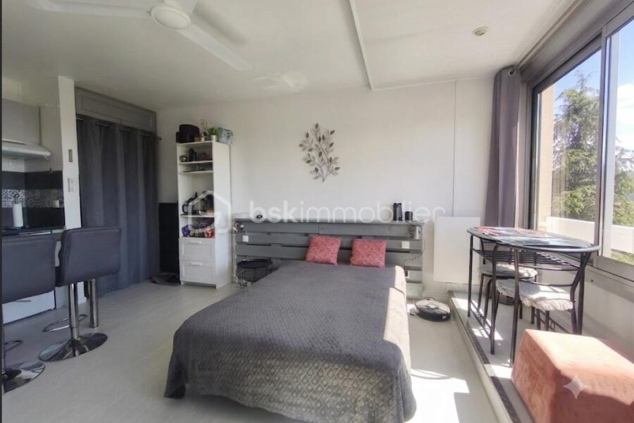 Appartement à vendre à Greoux les bains — Vue nature — photo 3