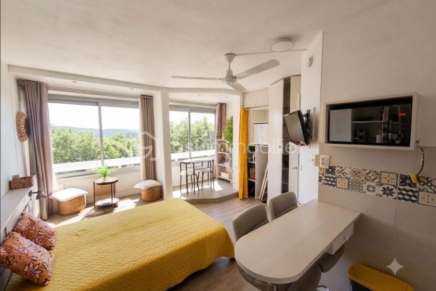 Appartement à vendre à Greoux les bains — Vue nature — photo 3