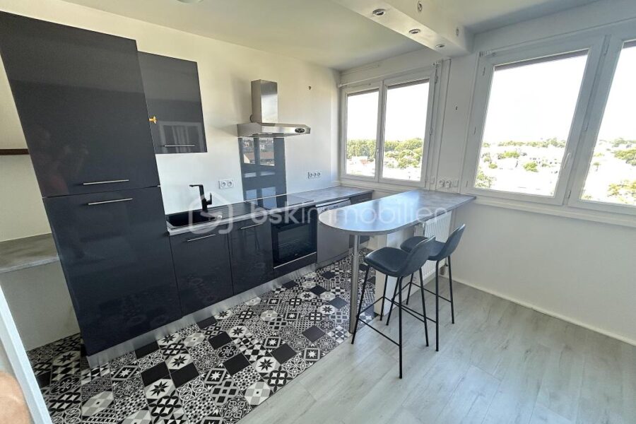 Appartement à louer à Champigny sur marne — Vue sur la ville — photo 3
