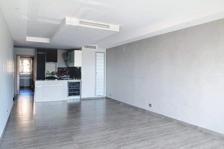 Appartement à vendre à Juan-les-pins — Vue mer — photo 2
