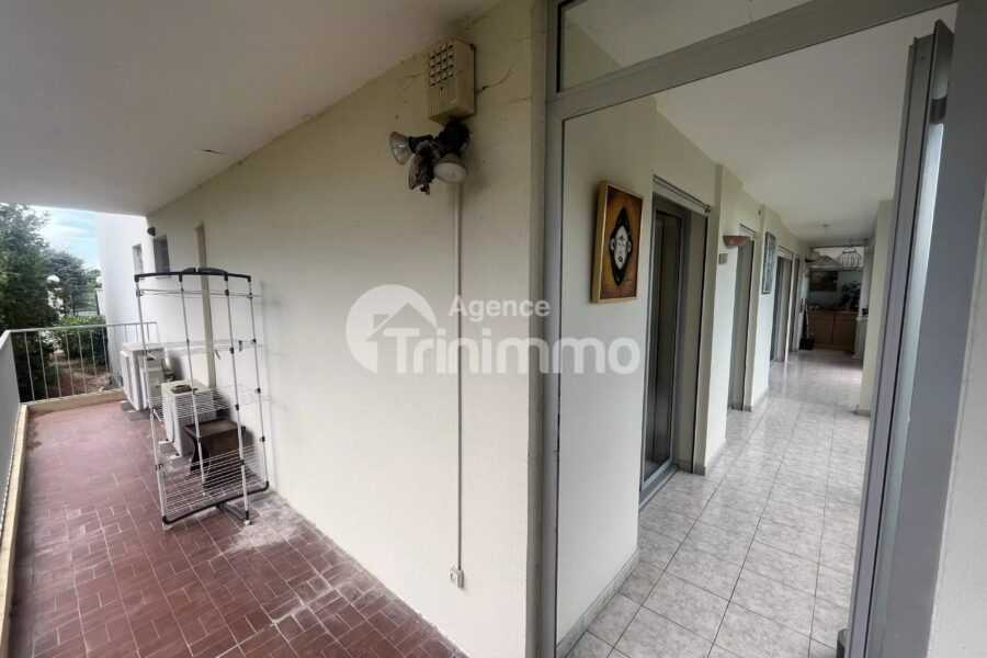 Appartement à vendre à Saint-laurent-du-var — Vue mer — photo 6