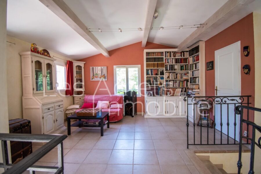 Maison à vendre à Les adrets-de-l&rsquo;estérel — Vue montagne — photo 17
