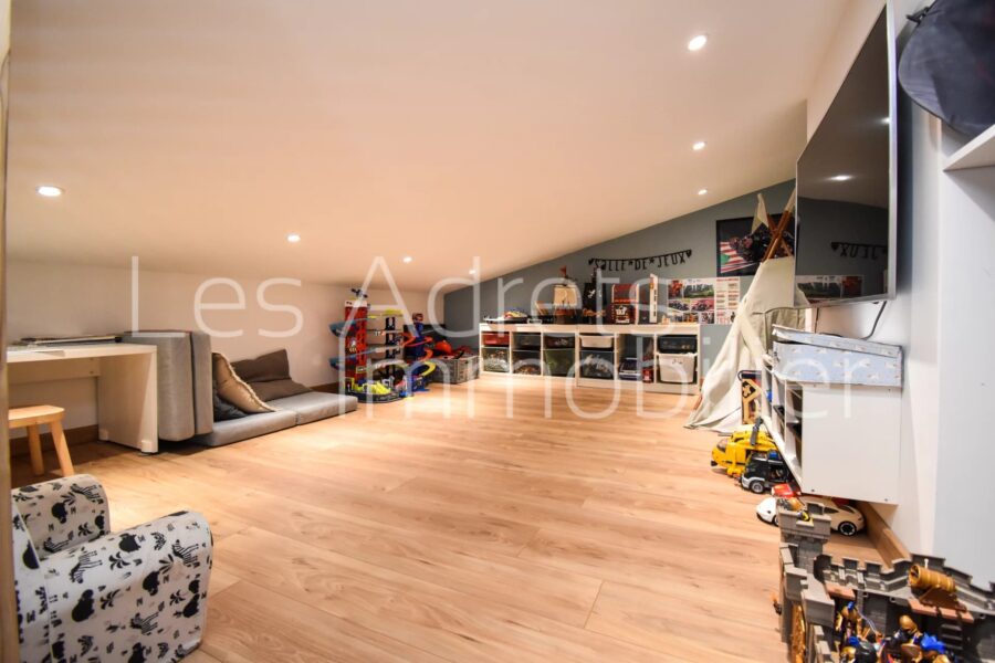 Maison à vendre à Les adrets-de-l&rsquo;estérel — Vue montagne — photo 11