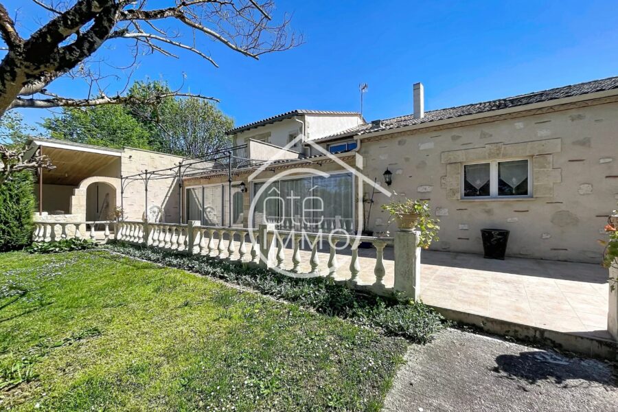 Maison à vendre à Montpeyroux — Vue parc — photo 25