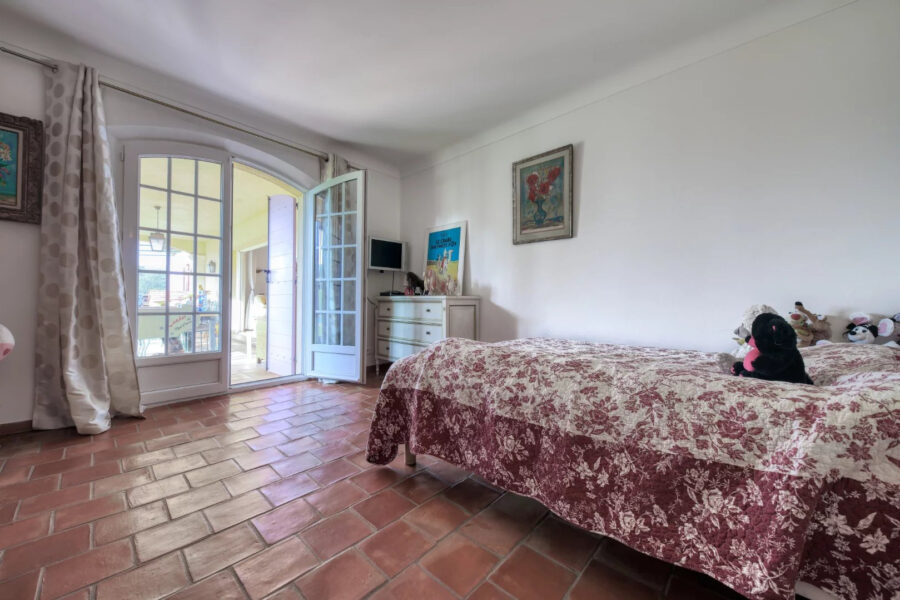 Maison à vendre à Cogolin — Vue nature — photo 15