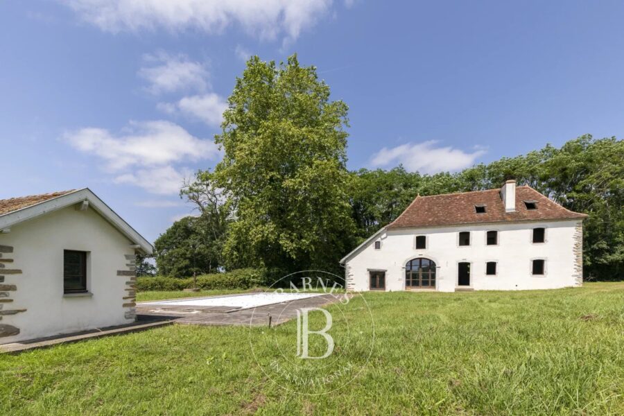 Maison à vendre à Sauveterre-de-béarn