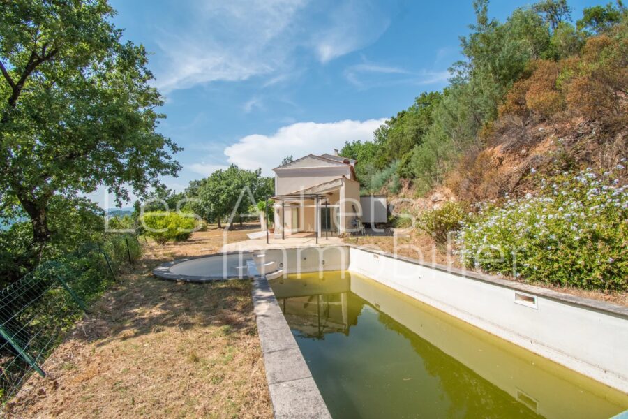 Maison à vendre à Les adrets-de-l&rsquo;estérel — Vue montagne — photo 7