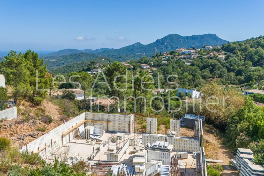 Terrain à vendre à Les adrets-de-l&rsquo;estérel — Vue mer — photo 9