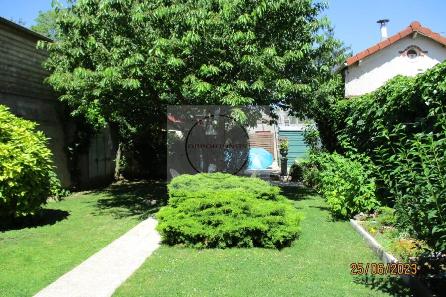 Maison à vendre à Champigny-sur-marne — Vue parc — photo 9